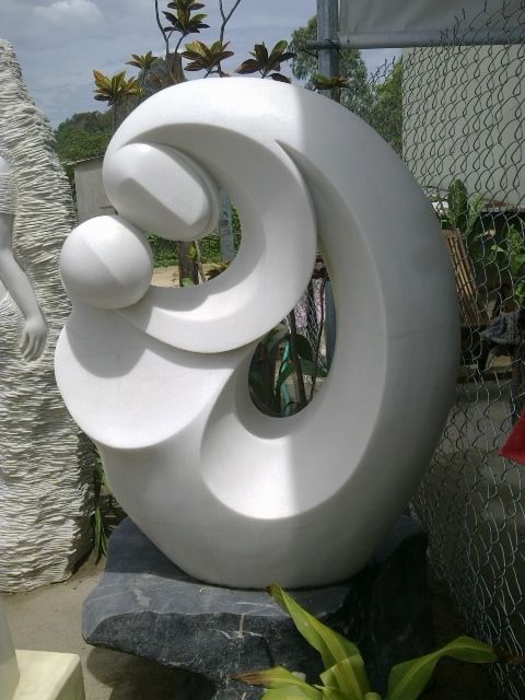 White Marble Abstract Sculpture img